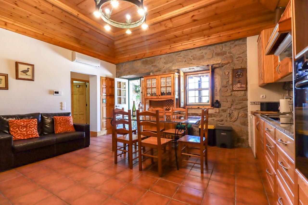 Casa Largo Do Porto - Country House With Swimming Pool 维亚纳堡 外观 照片